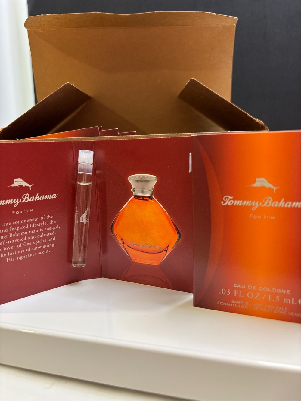 Tommy Bahama For Him Sample Vials